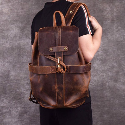 Lý do nên chọn mua balo da bò để sử dụng